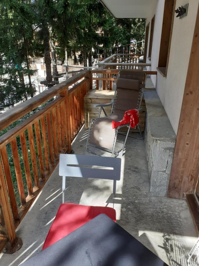 VALFREJUS - Appartement L'Erable Les Chalets de Florence 2 - Chaleureux et fonctionnel - plein centre à côté des télécabines - 4 à 7 pers Valfrejus Exterior foto