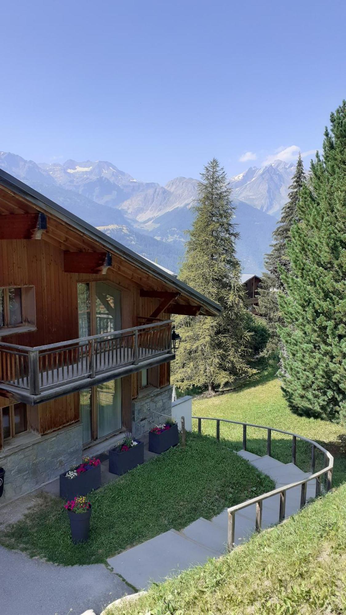 VALFREJUS - Appartement L'Erable Les Chalets de Florence 2 - Chaleureux et fonctionnel - plein centre à côté des télécabines - 4 à 7 pers Valfrejus Exterior foto